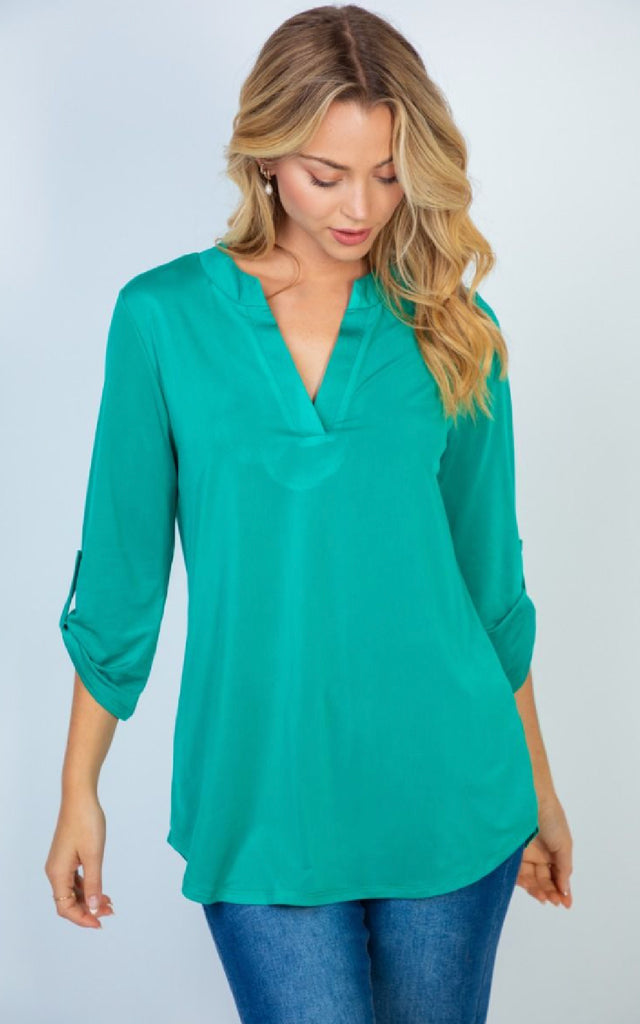 Women's Tab Sleeve Top 3/4 Sleeve Shirt in Kelly Green